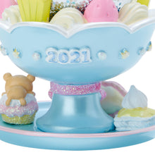 Load image into Gallery viewer, Sanrio Character Snow Globe